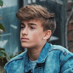 Johnny Orlando feat. Mackenzie Ziegler